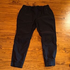 Eddie Bauer Women’s Fleece Lined Black Joggers